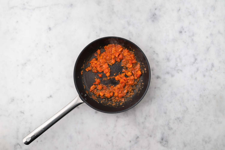 Make tomato shallot jam