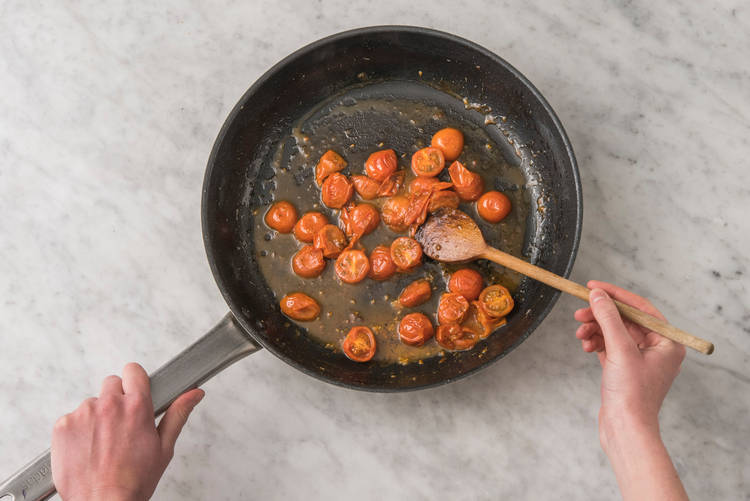 Cuocere i pomodorini