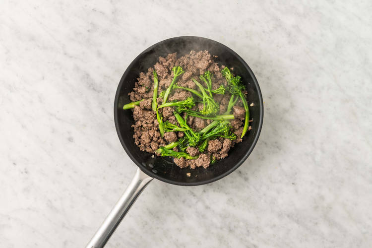 Fry the Mince and Broccoli