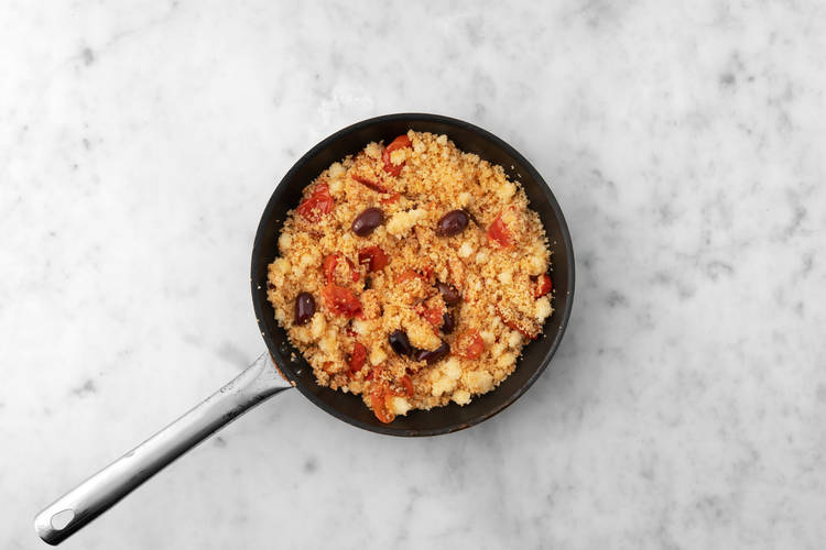 Condire il couscous