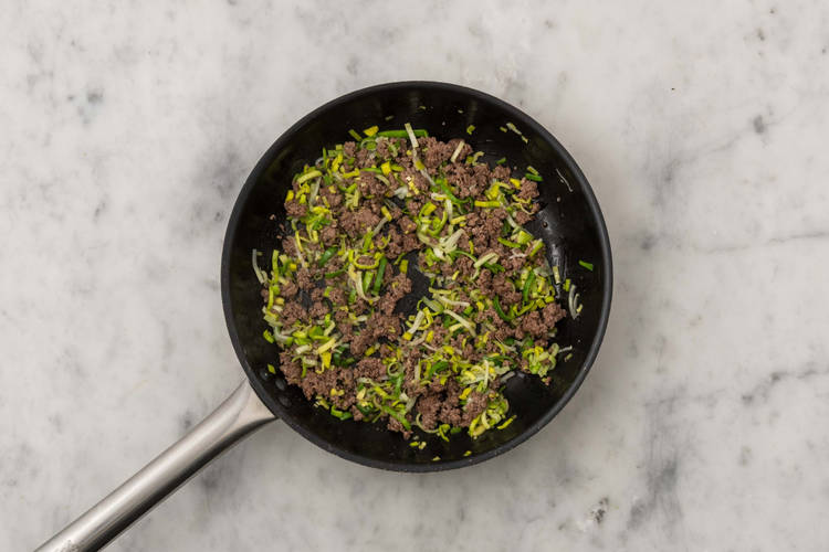 Hackfleisch anbraten