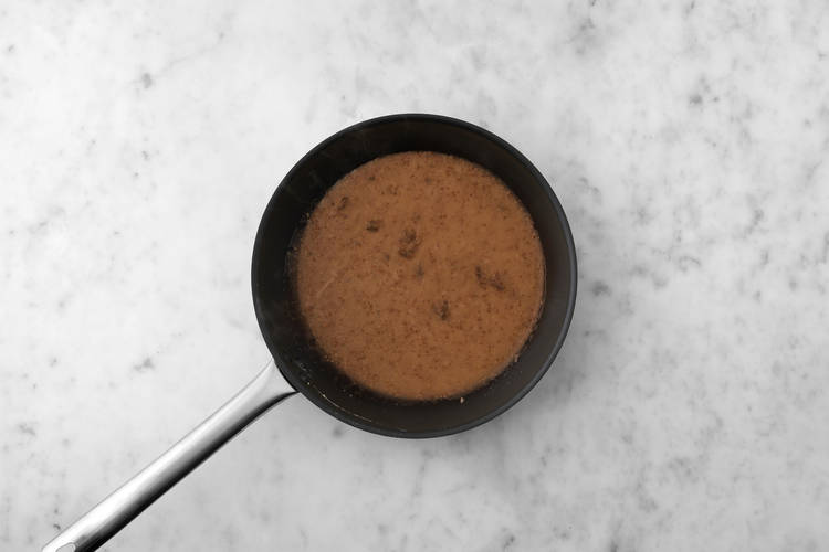 Finish mustard-fig sauce