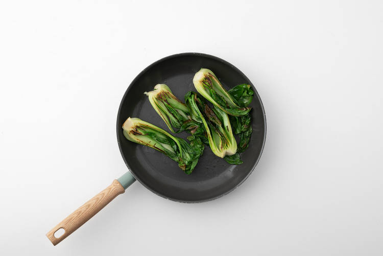 Steam-Fry the Pak Choi