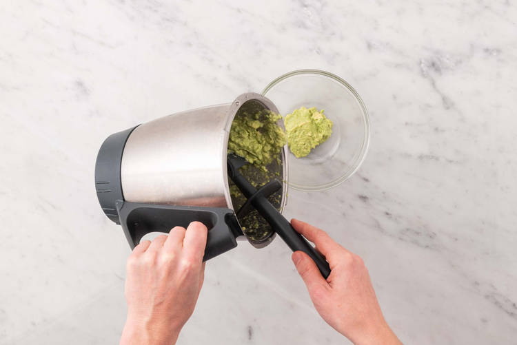 Avocadocreme zubereiten