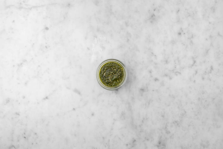 Prepara el pesto casero