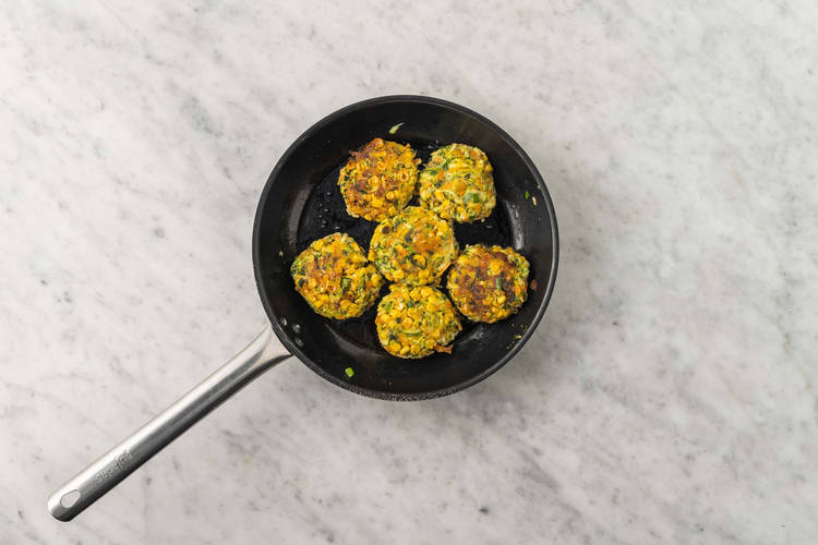 Cuocere le frittelle