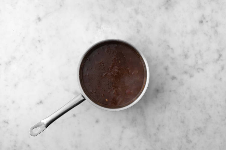 Préparer le jus d'oignon