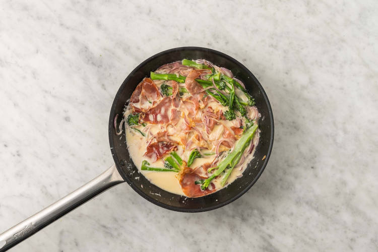 Make your Creamy Sauce