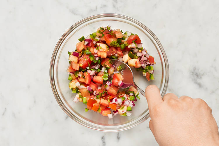 Make Pico de Gallo