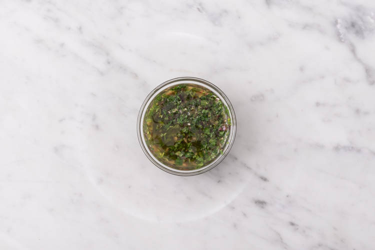 Préparer le chimichurri