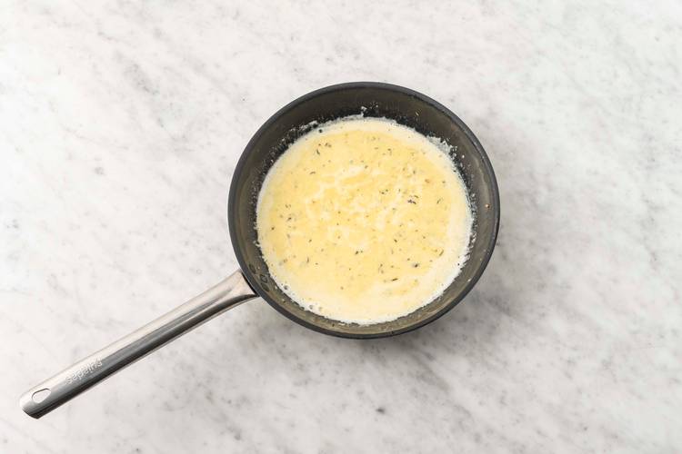 Make your Creamy Sauce