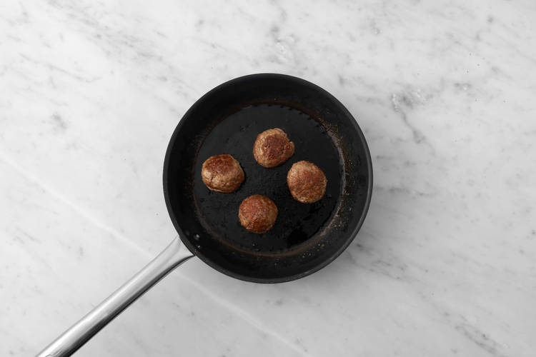 Cuocere le polpette