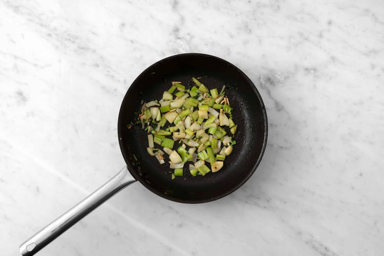 Saltea las verduras