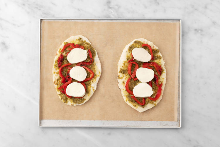 Enfourner les pizzas