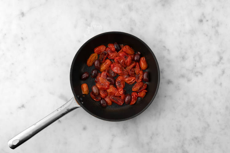 Cuocere i pomodorini