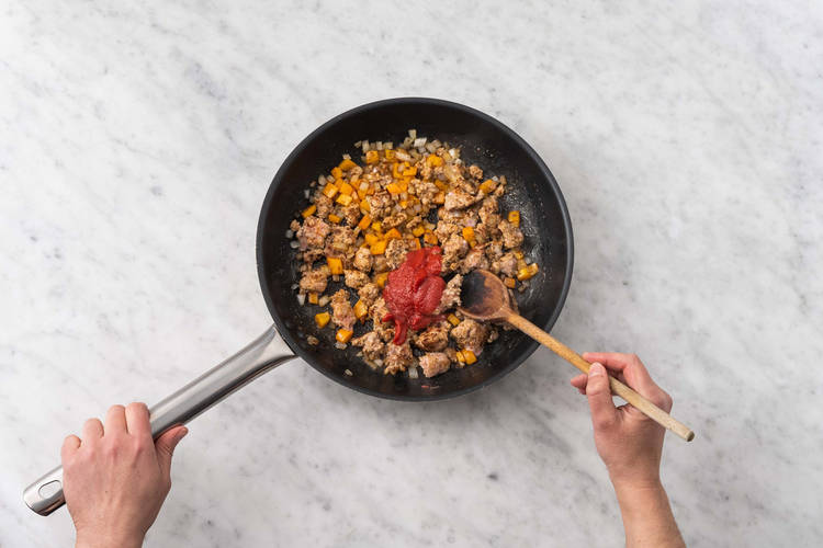 Cook beef and veggies