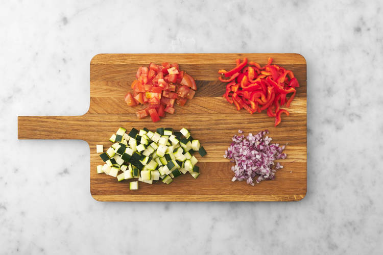 Couper et faire revenir