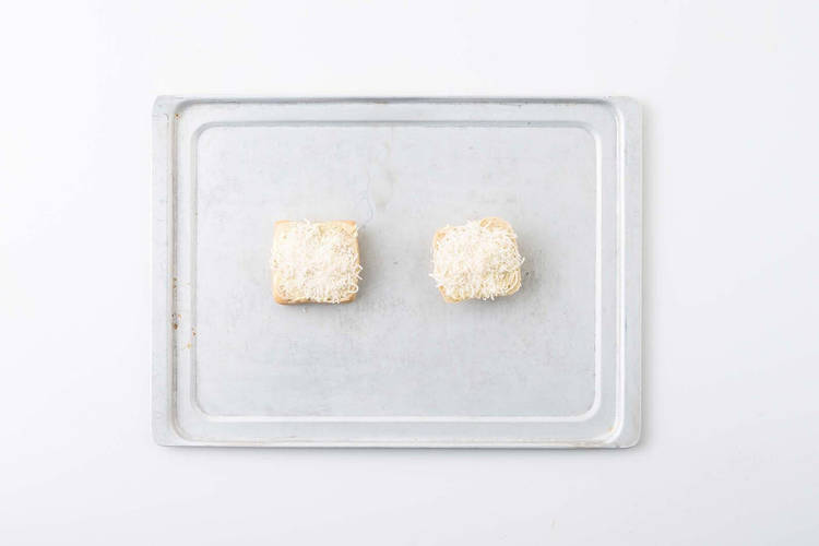 PRÉPARER LE PAIN À L’AIL