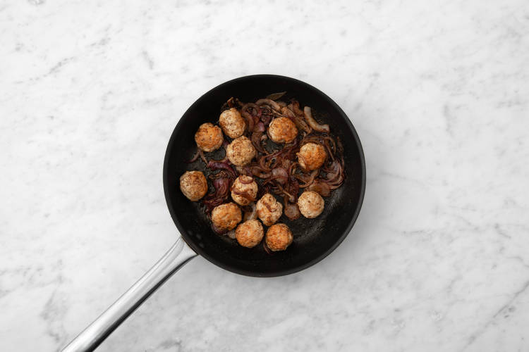 Cuocere le polpette