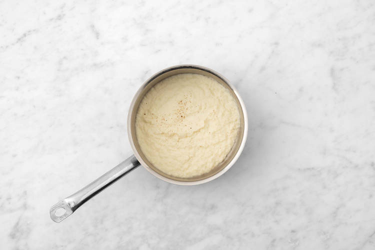 Prepara el puré de coliflor