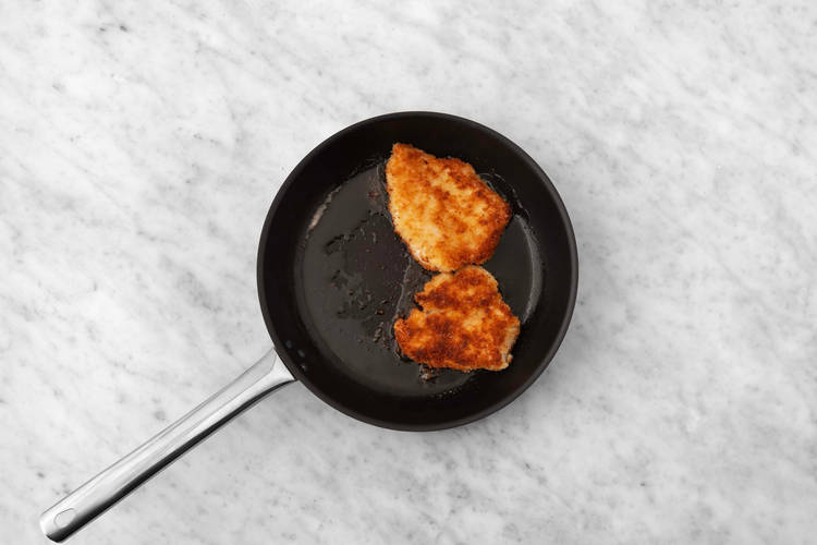 Kipschnitzel bakken