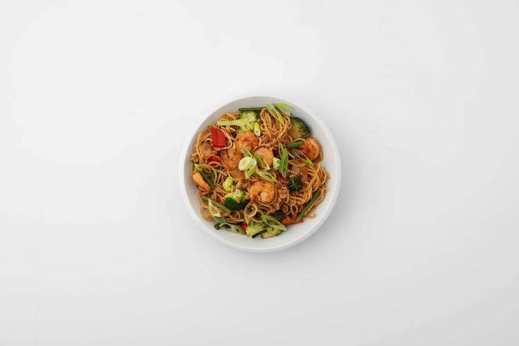 TERMINER LE SAUTÉ ET SERVIR