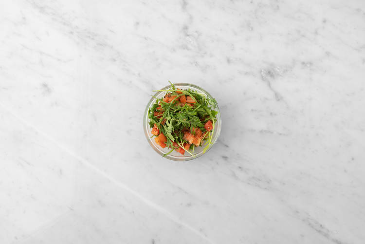 Prepara la ensalada 