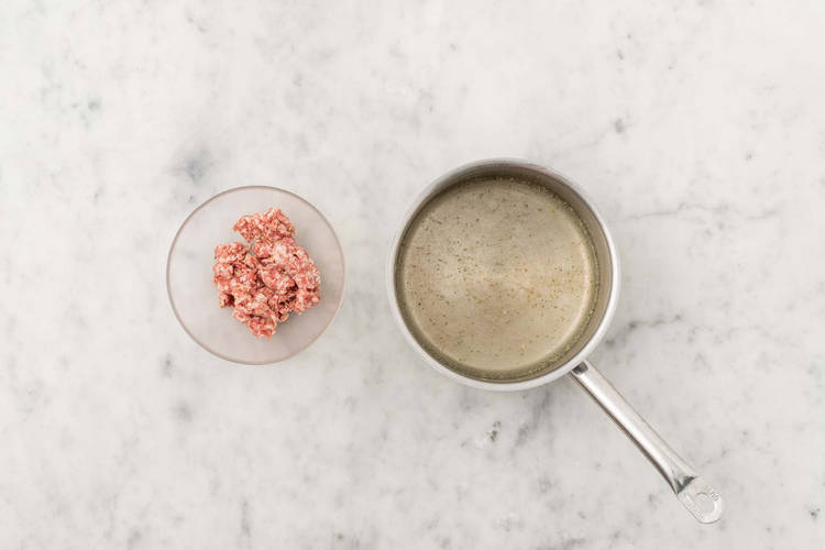 Préparer la saucisse