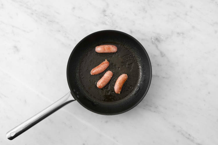 Cuire les saucisses de poulet