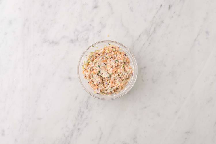 Préparer le tartare de saumon