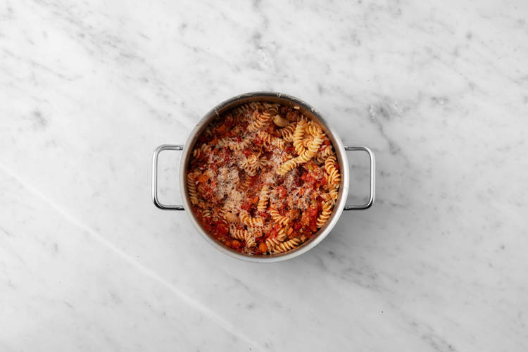 Combine pasta and sauce