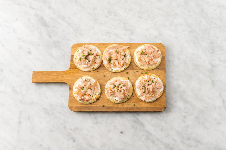 Garnir les blinis