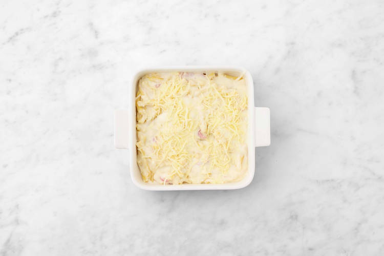 Enfourner les pâtes 