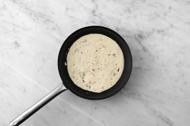 Prepara la salsa de burrata