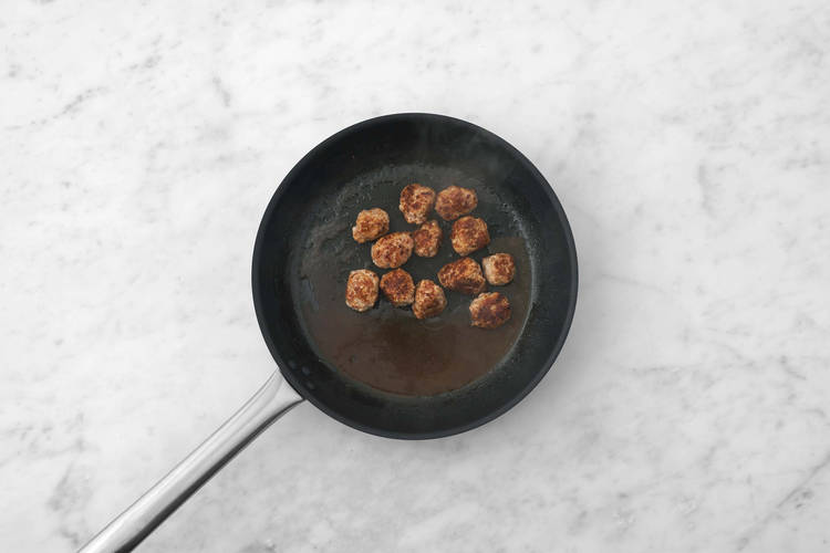 Cuocere le polpette