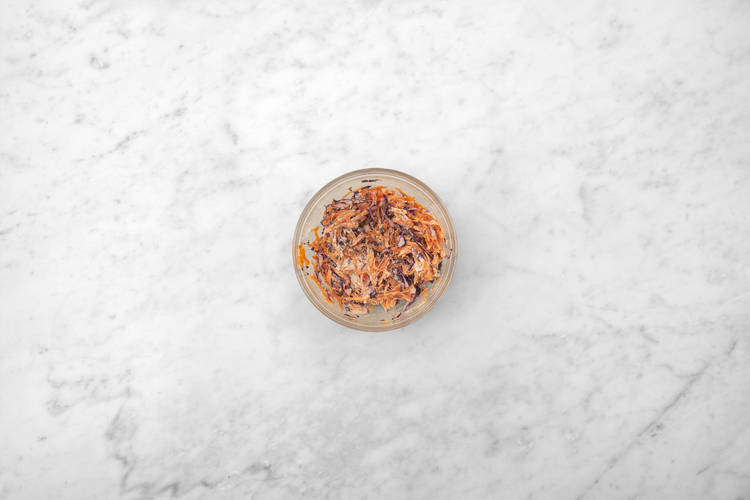 Bland slaw
