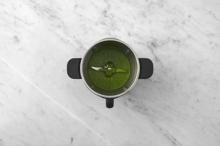 Faire le pesto