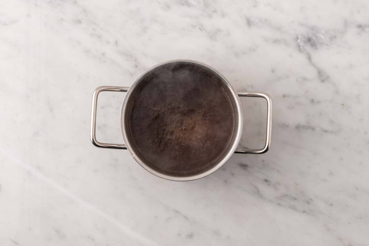 Pflaumensoße kochen