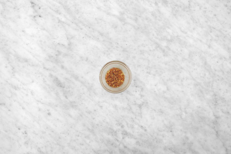 Lav chili-hvidløgsolie