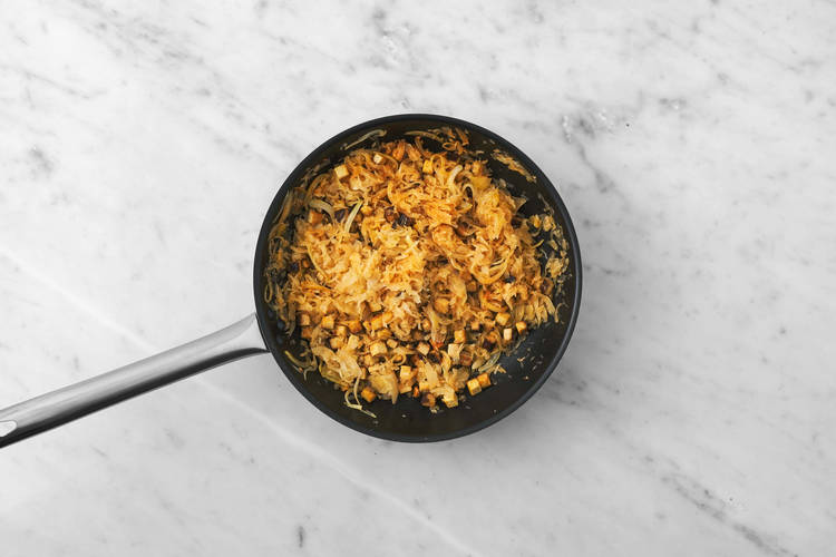 Sauerkraut hinzufügen