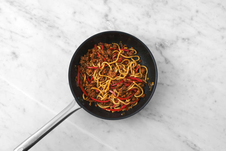 Coat the Noodles