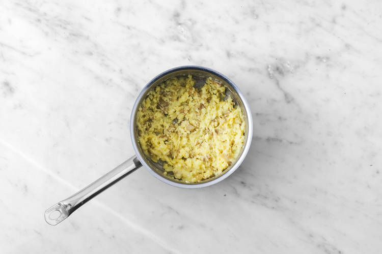 Écraser les pommes de terre