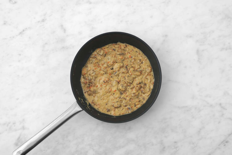 Cuire la sauce aux légumes