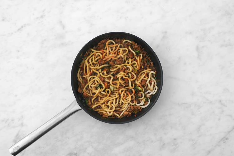 Coat the Noodles