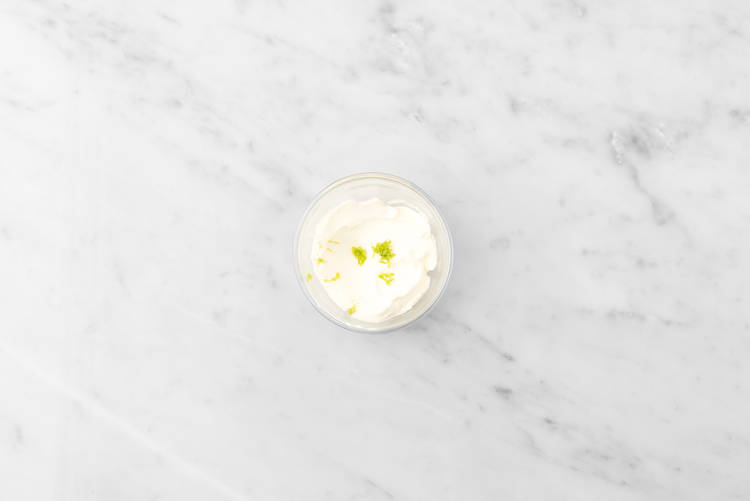 Préparer la crème au feta