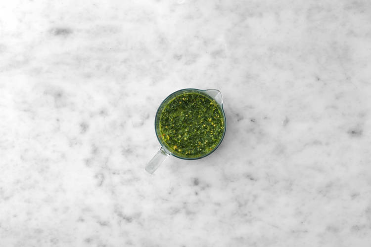 Faire le pesto