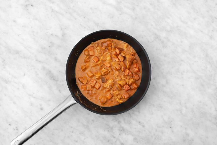 Make sauce and finish tofu