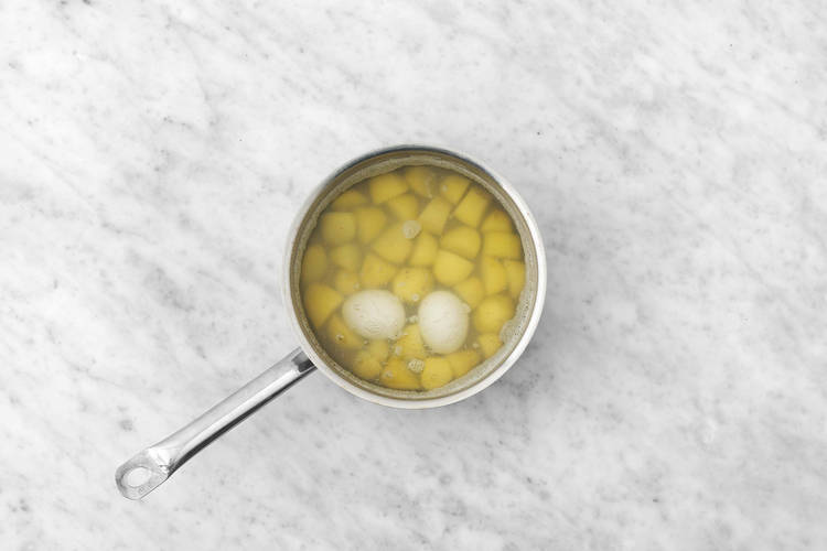 Aardappelen en eieren koken 