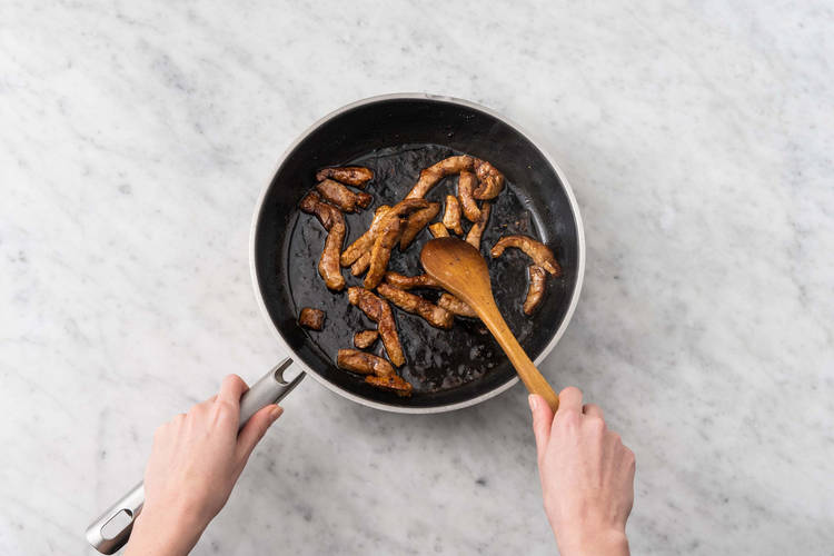 Cuire les émincés de bœuf