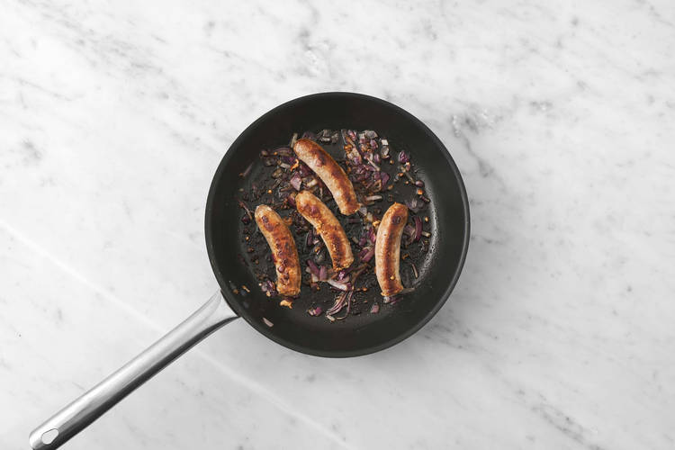 Varkensworstjes bakken